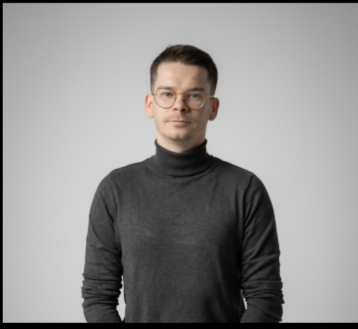 Oryginalny portret Przemysława Kasiury, specjalisty kampanii reklamowych współpracującego z e-motion studio